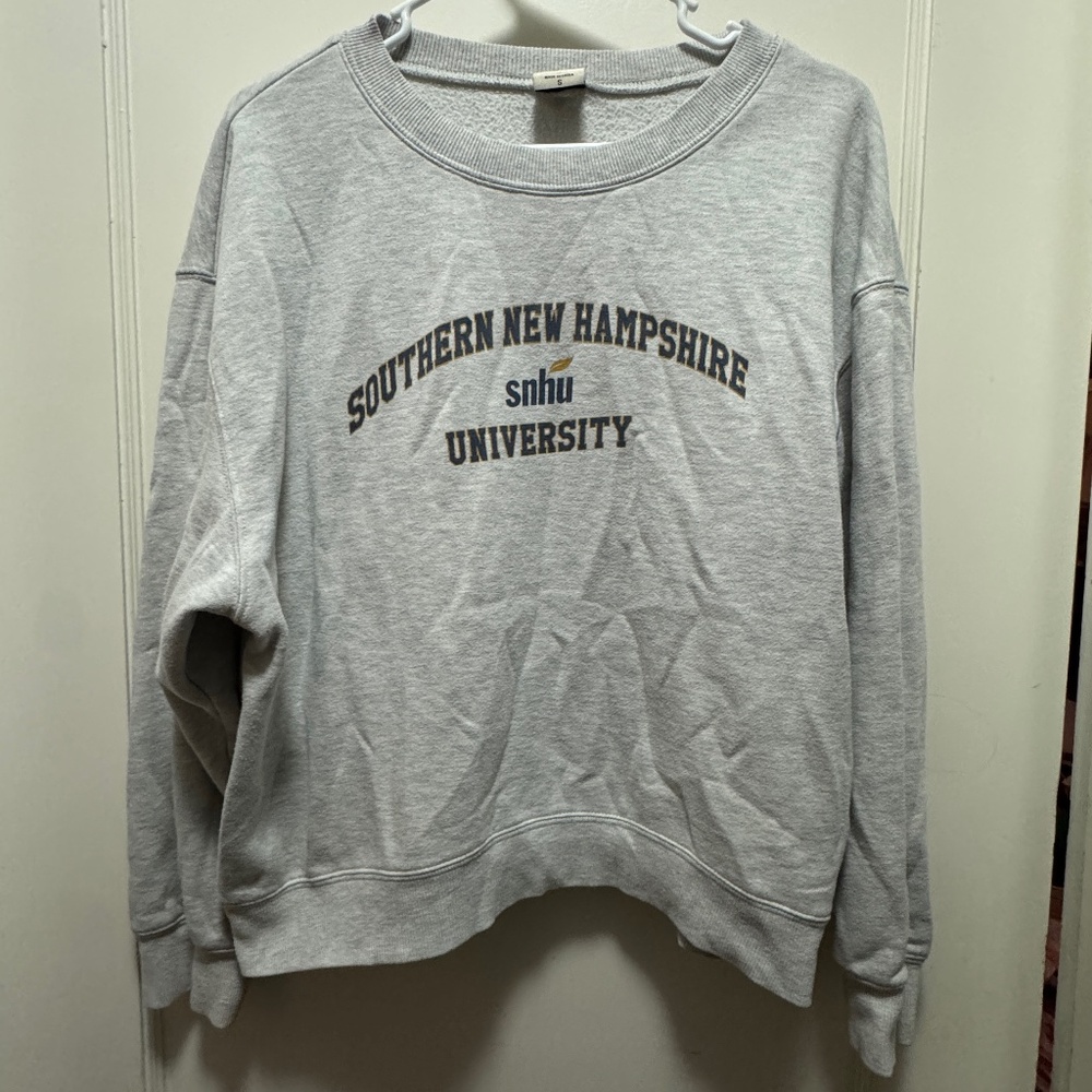 SNHU Southern New Hampshire University Sweatshirt